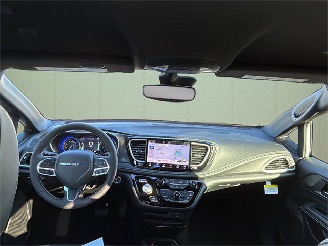 New 2026 Chrysler Pacifica Select image 24