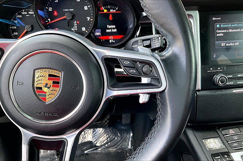 Used 2018 Porsche Macan AWD/4WD image 16