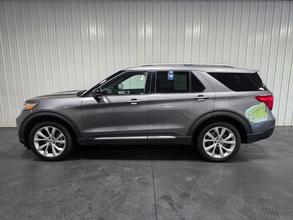 Used 2022 Ford Explorer Platinum w/ Equipment Group 601A AWD/4WD image 4