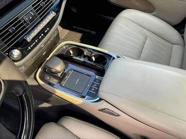 Used 2022 Lexus LS 500 AWD w/ Interior Upgrade Package image 19