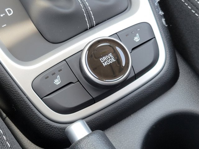 New 2026 Hyundai Venue SEL FWD image 19