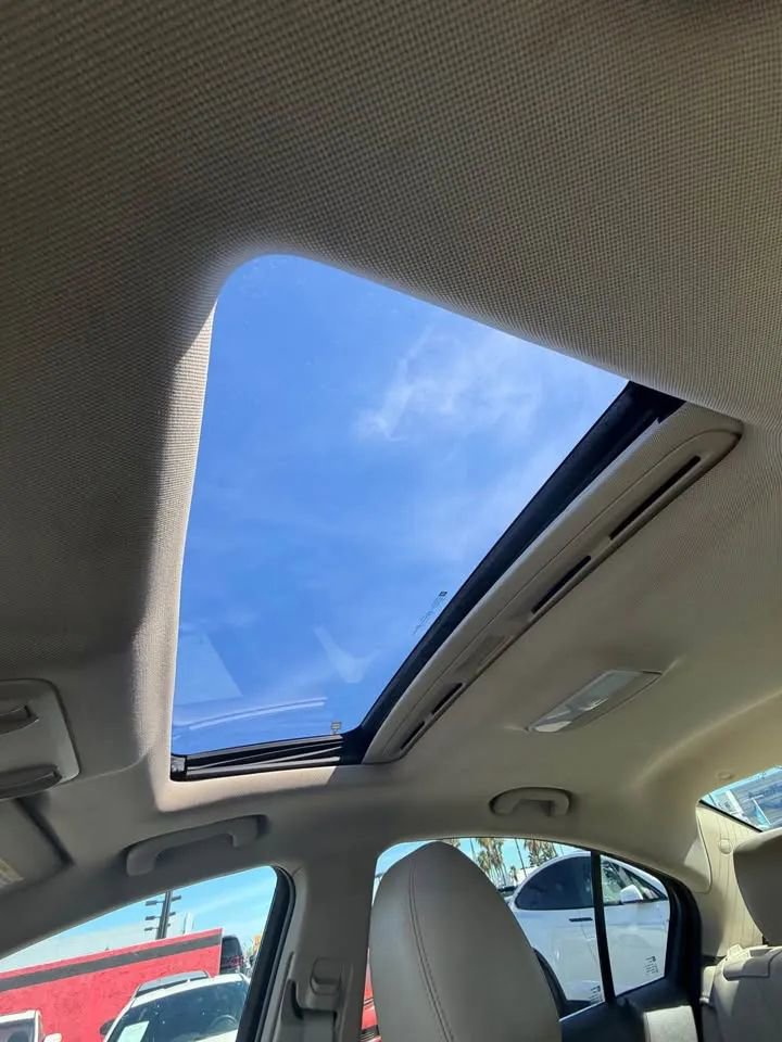 Used 2014 Chevrolet Cruze Diesel image 10