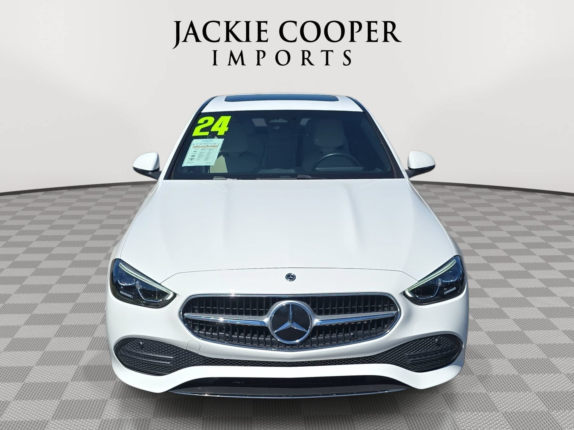Used 2024 Mercedes-Benz C 300 4MATIC Sedan image 2