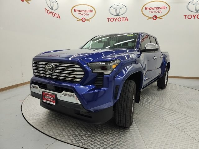 Used 2025 Toyota Tacoma Limited AWD/4WD image 2