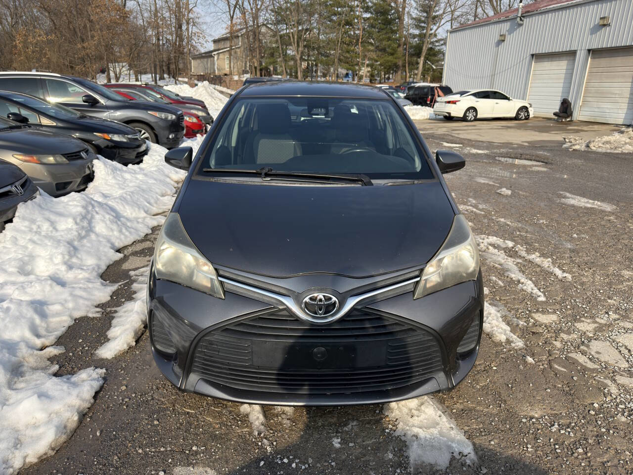 Used 2017 Toyota Yaris L w/ Carpet Mat Package image 4