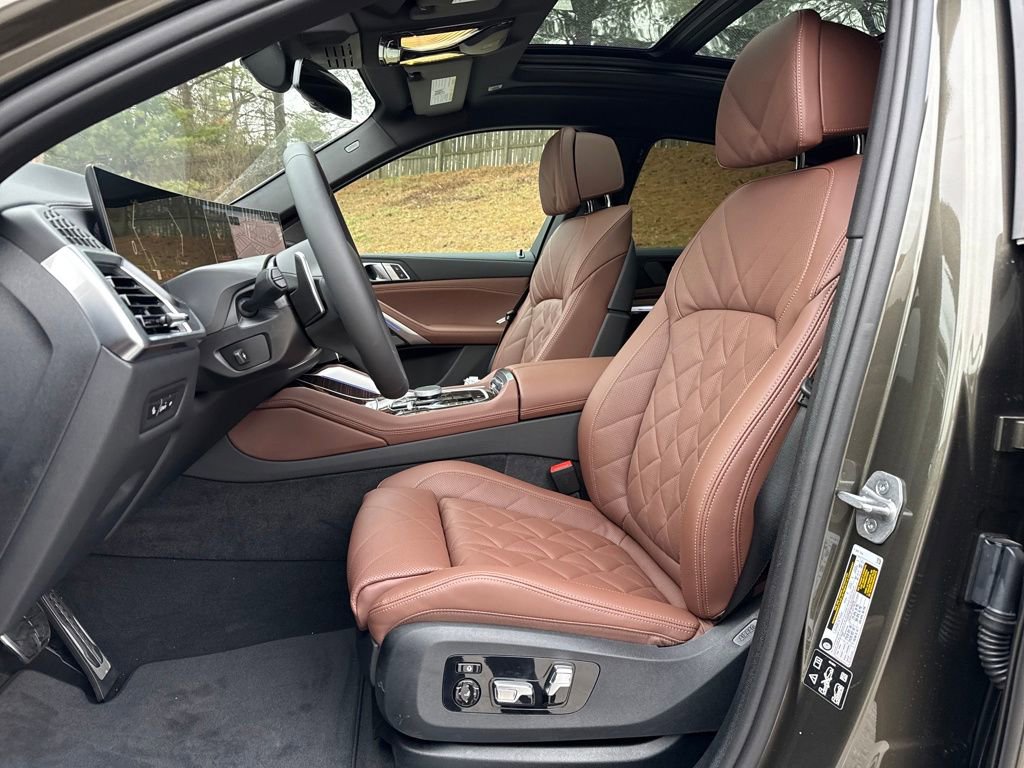 New 2026 BMW X6 xDrive40i w/ Climate Comfort Package image 10