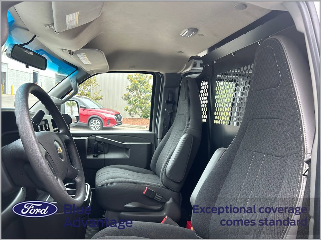 Used 2024 Chevrolet Express 2500 w/ Driver Convenience Package RWD image 11