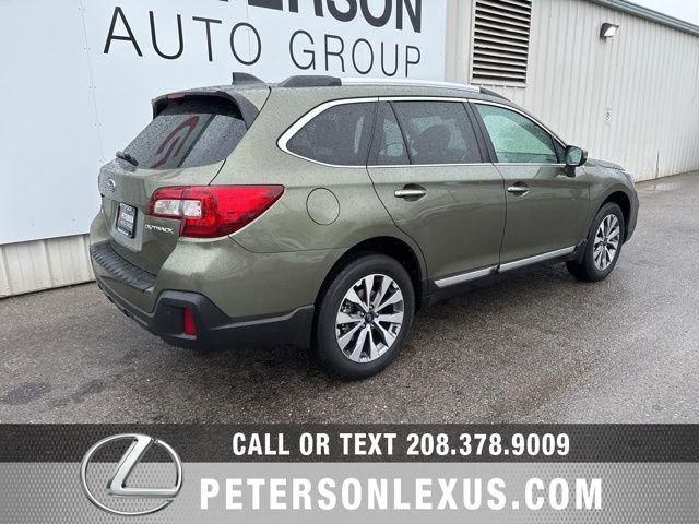 Used 2018 Subaru Outback 2.5i Touring w/ Popular Package #3 AWD/4WD image 4