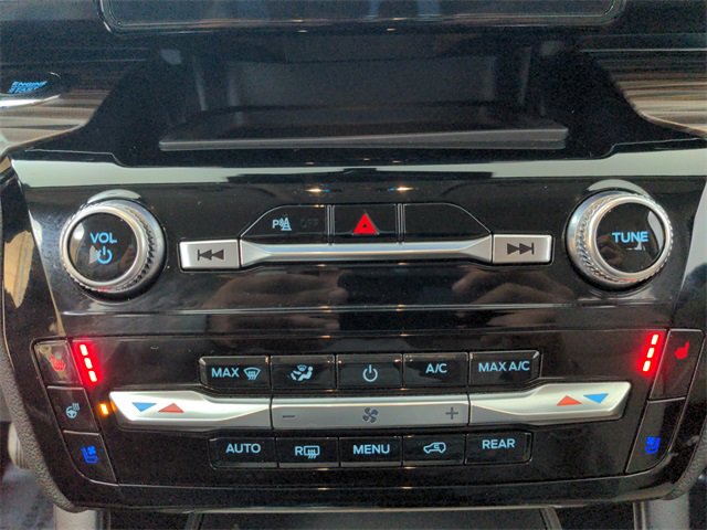 Used 2023 Ford Explorer Limited image 34