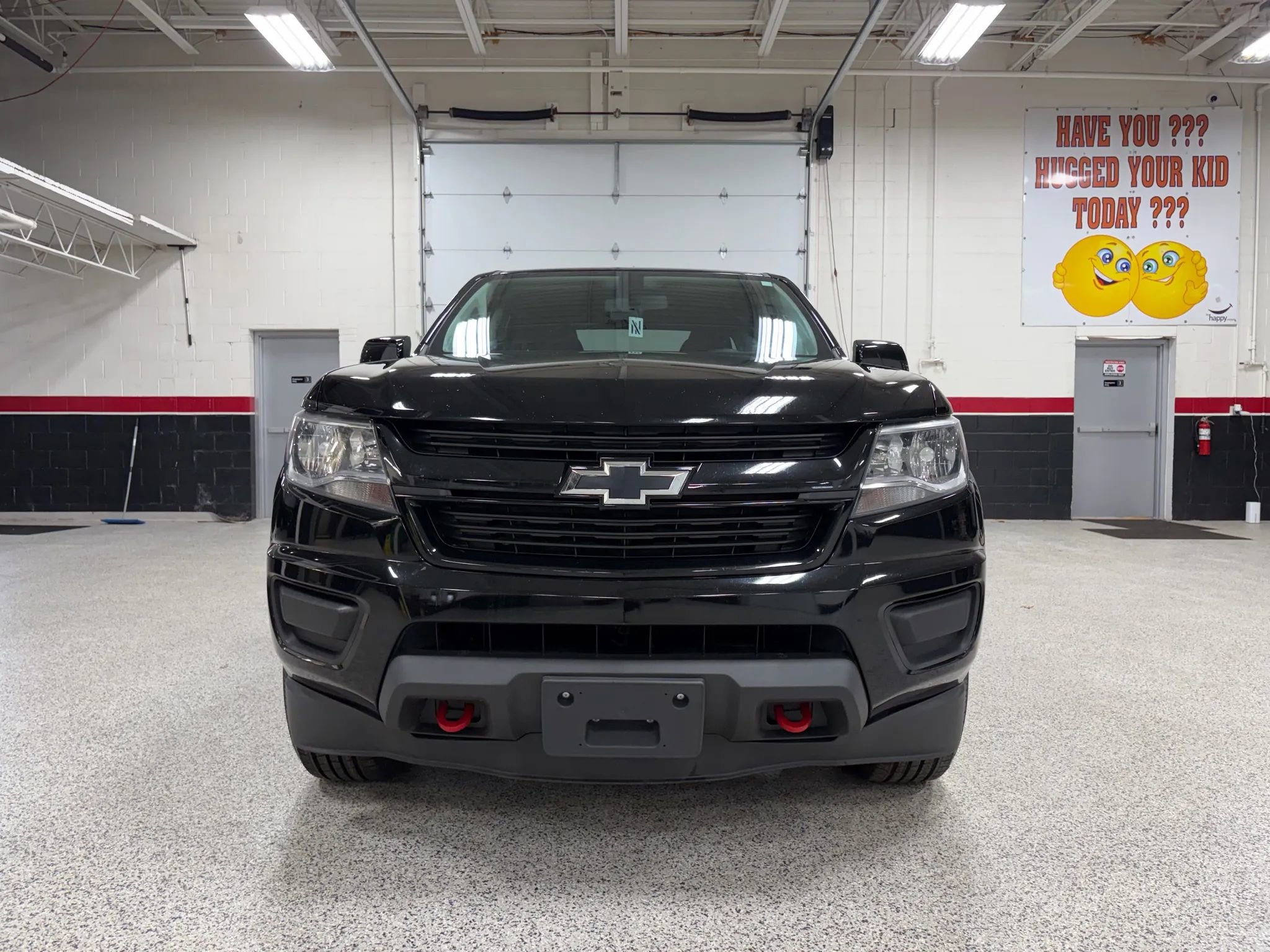 Used 2019 Chevrolet Colorado LT w/ Redline Special Edition image 10