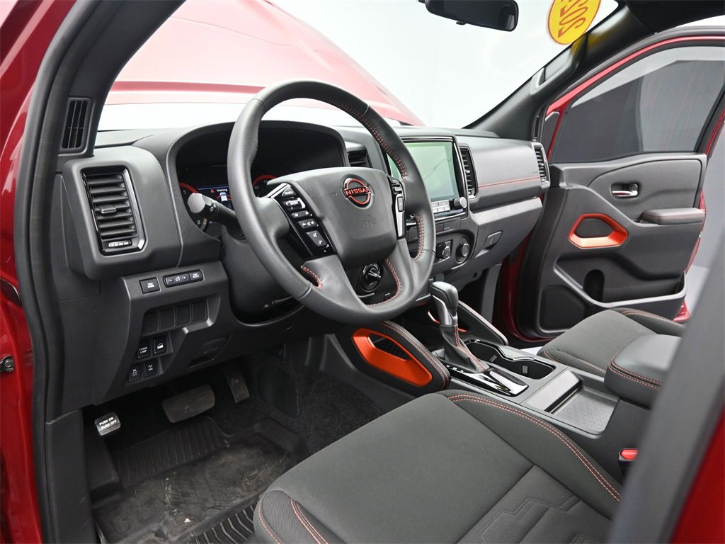 Used 2024 Nissan Frontier PRO-4X w/ Off-Road Protection Package image 16