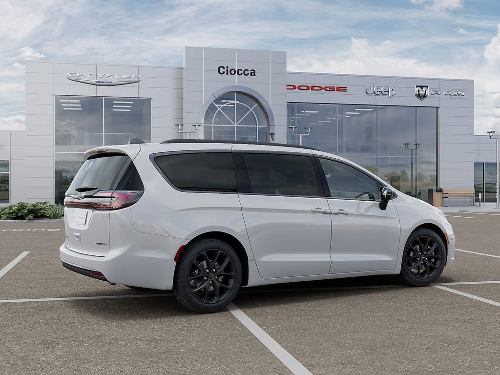 New 2026 Chrysler Pacifica Limited w/ S Appearance Package image 5