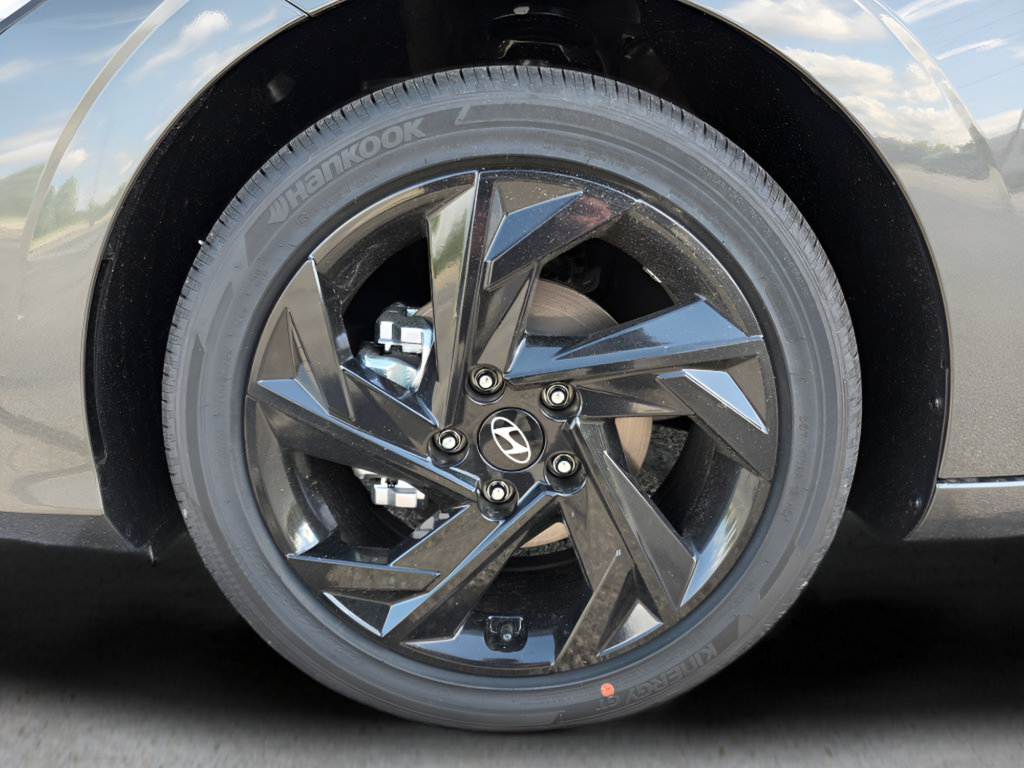 New 2026 Hyundai Elantra SEL Sport Premium FWD image 10
