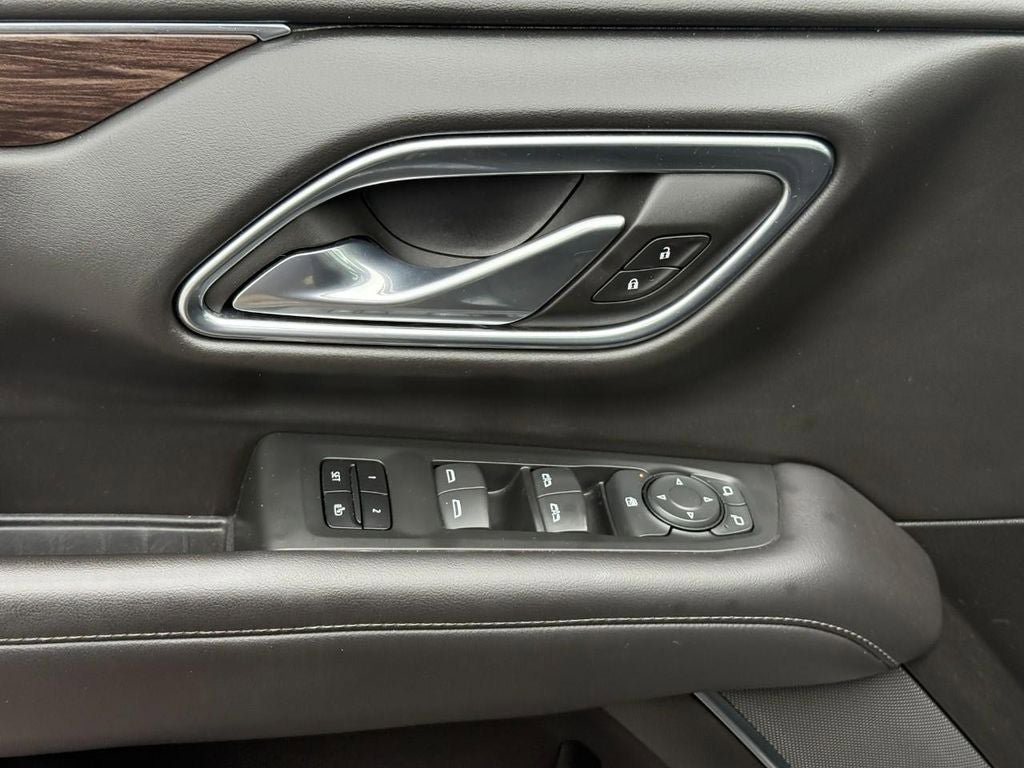 Used 2021 Chevrolet Tahoe LT AWD/4WD image 17