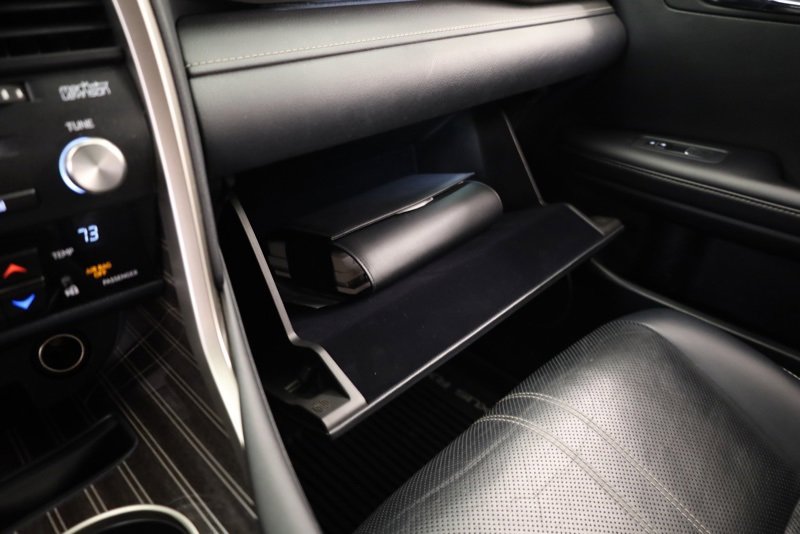 Used 2020 Lexus RX 350L Luxury image 25