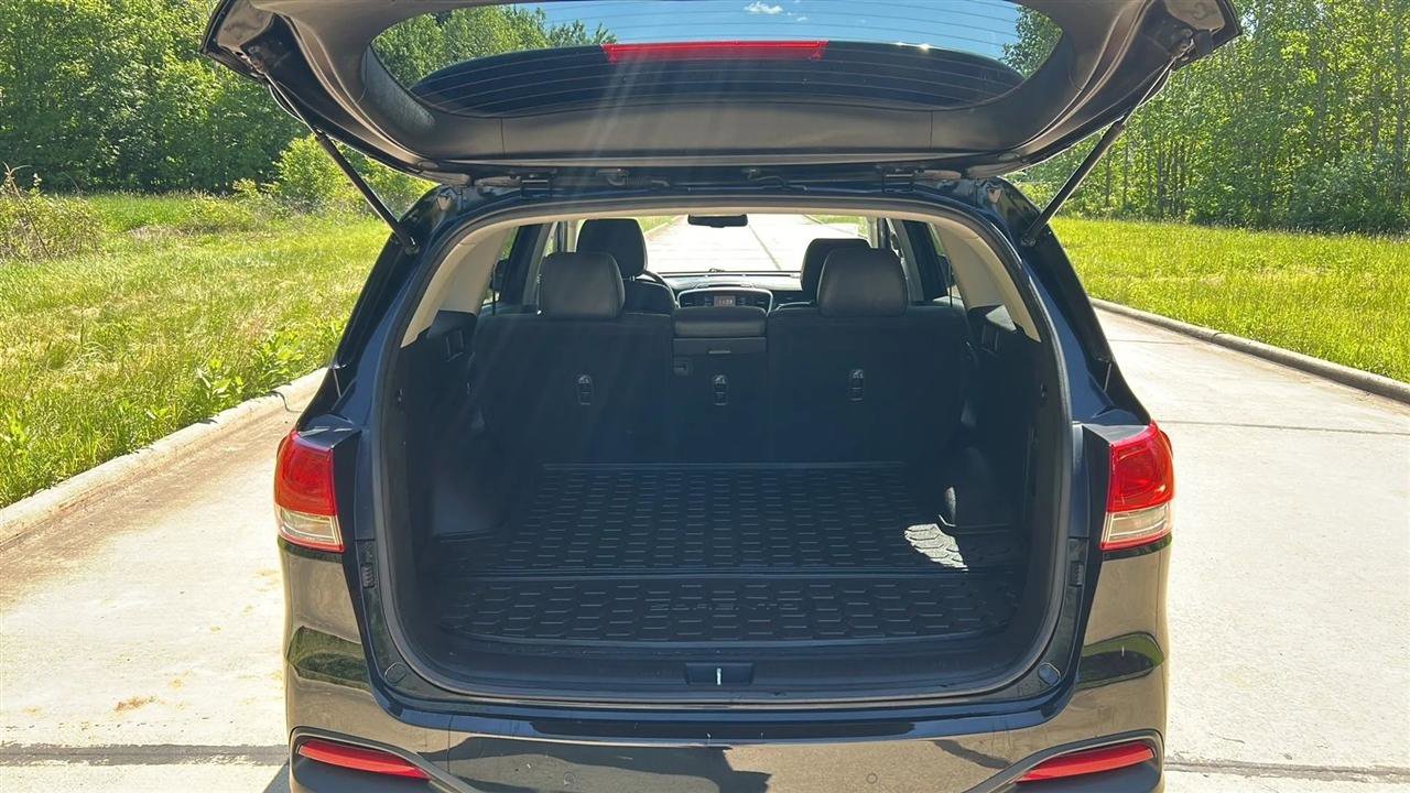 Used 2016 Kia Sorento EX AWD/4WD image 43