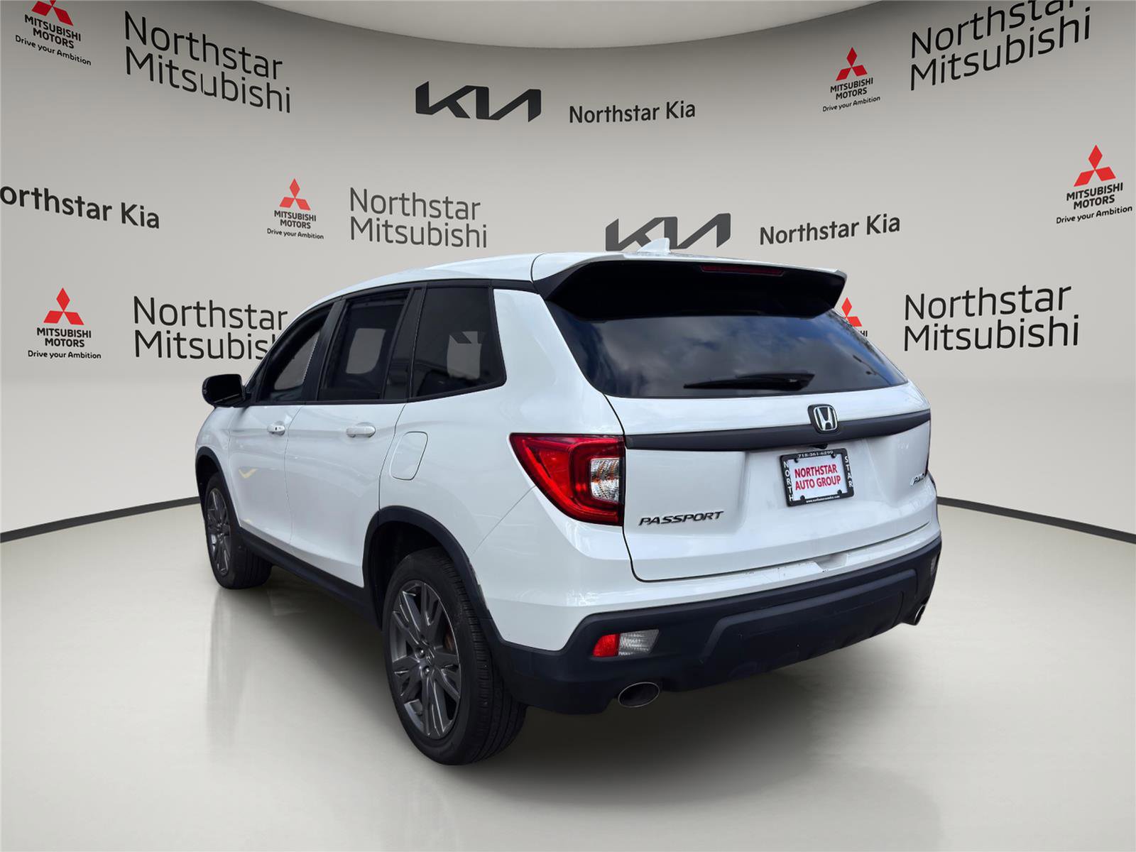 Used 2021 Honda Passport EX-L image 2