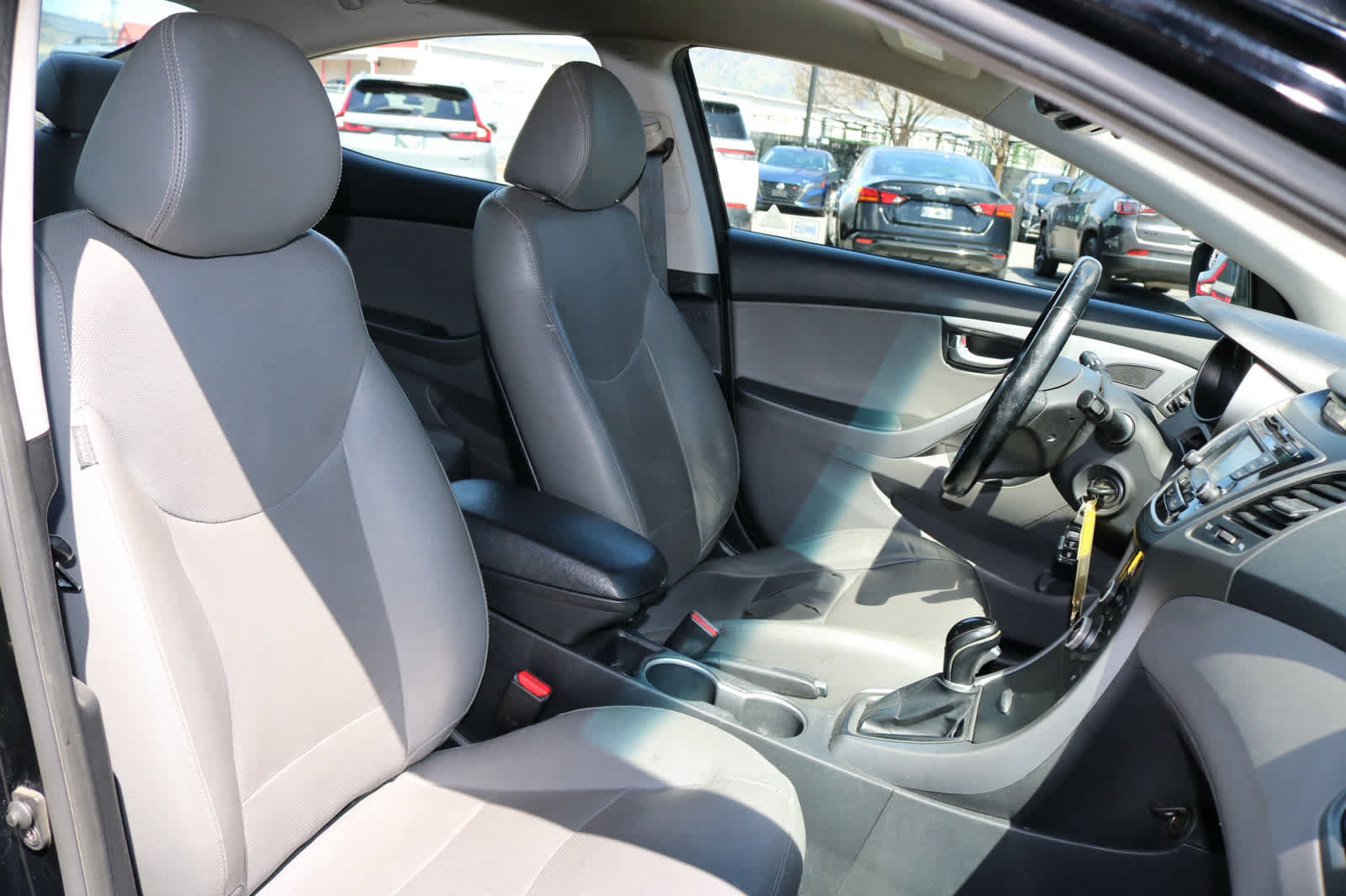 Used 2014 Hyundai Elantra Limited FWD image 24