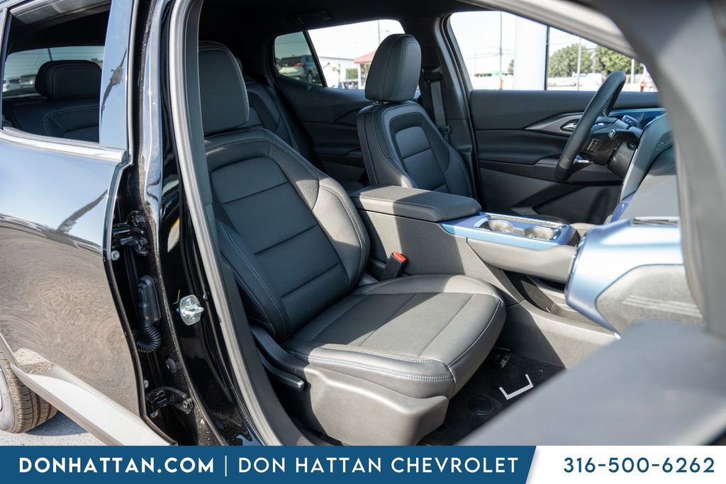 New 2026 Chevrolet Equinox EV LT image 24