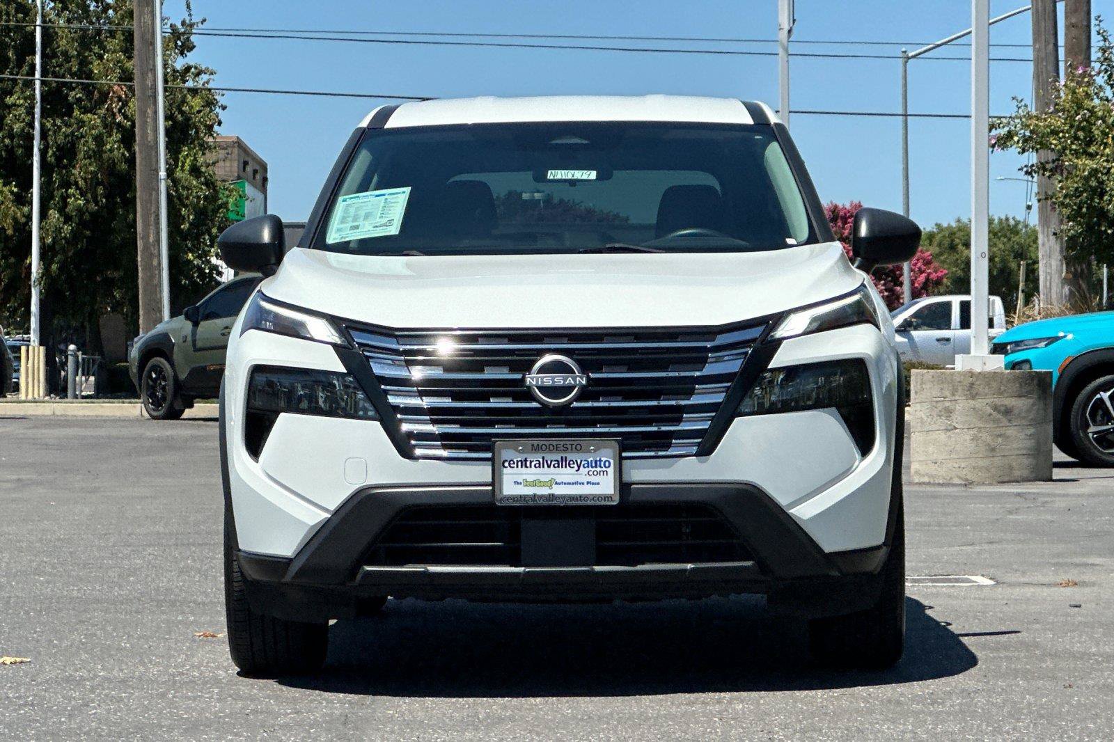 Certified 2024 Nissan Rogue S AWD/4WD image 9