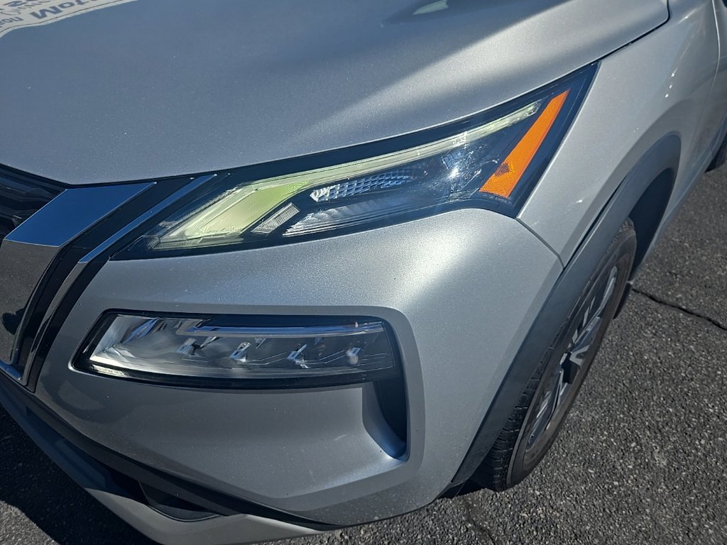 Used 2022 Nissan Rogue SV AWD/4WD image 31