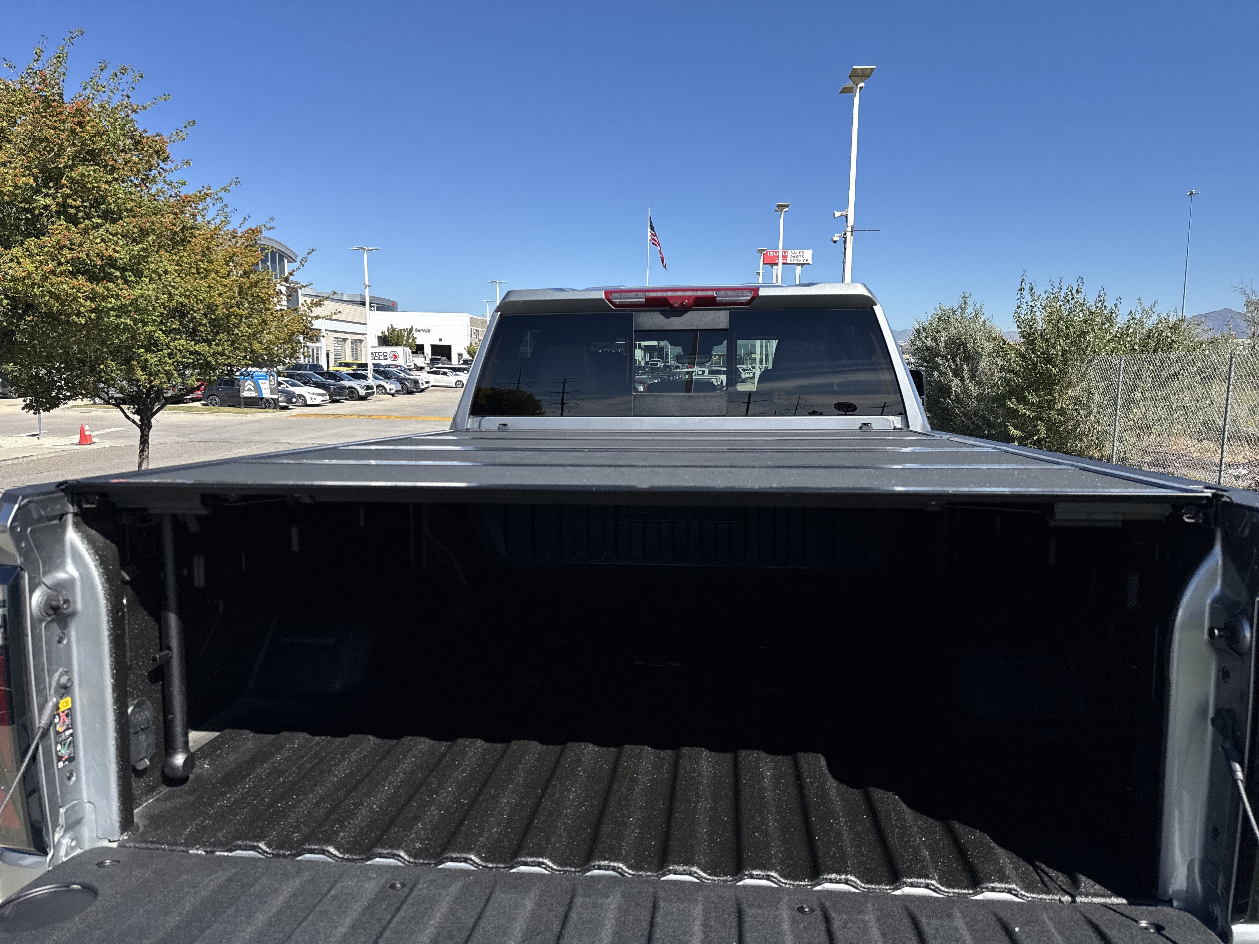 Used 2025 GMC Sierra 3500 AT4 w/ AT4 Premium Plus Package AWD/4WD image 25