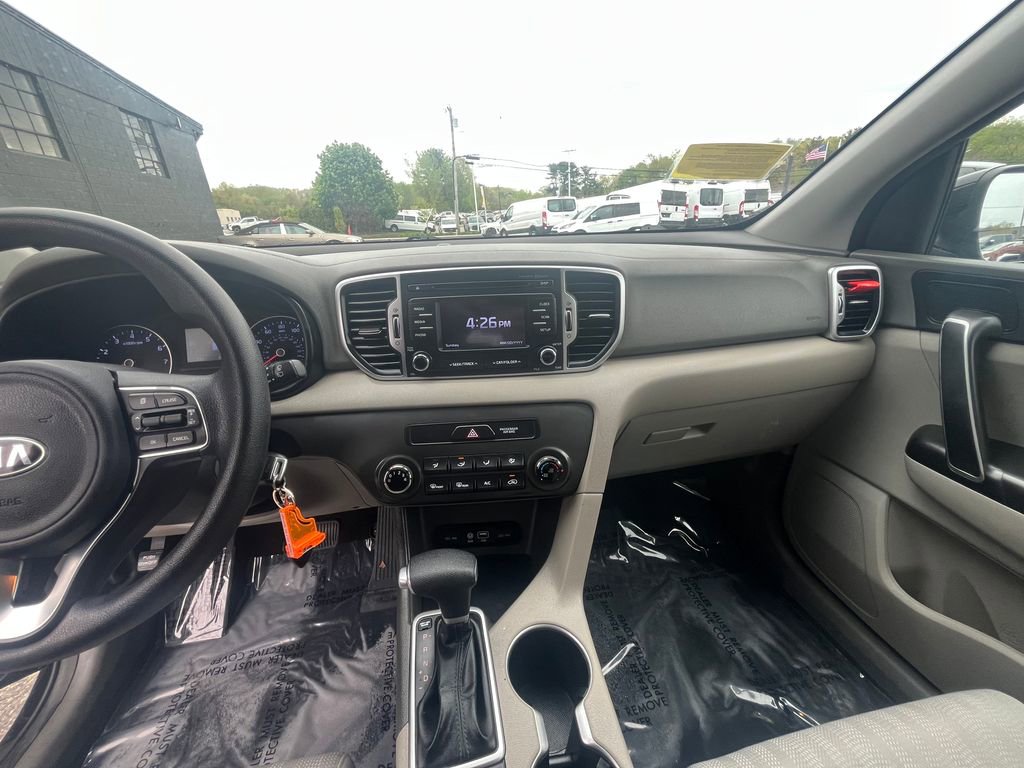 Used 2017 Kia Sportage LX AWD/4WD image 32