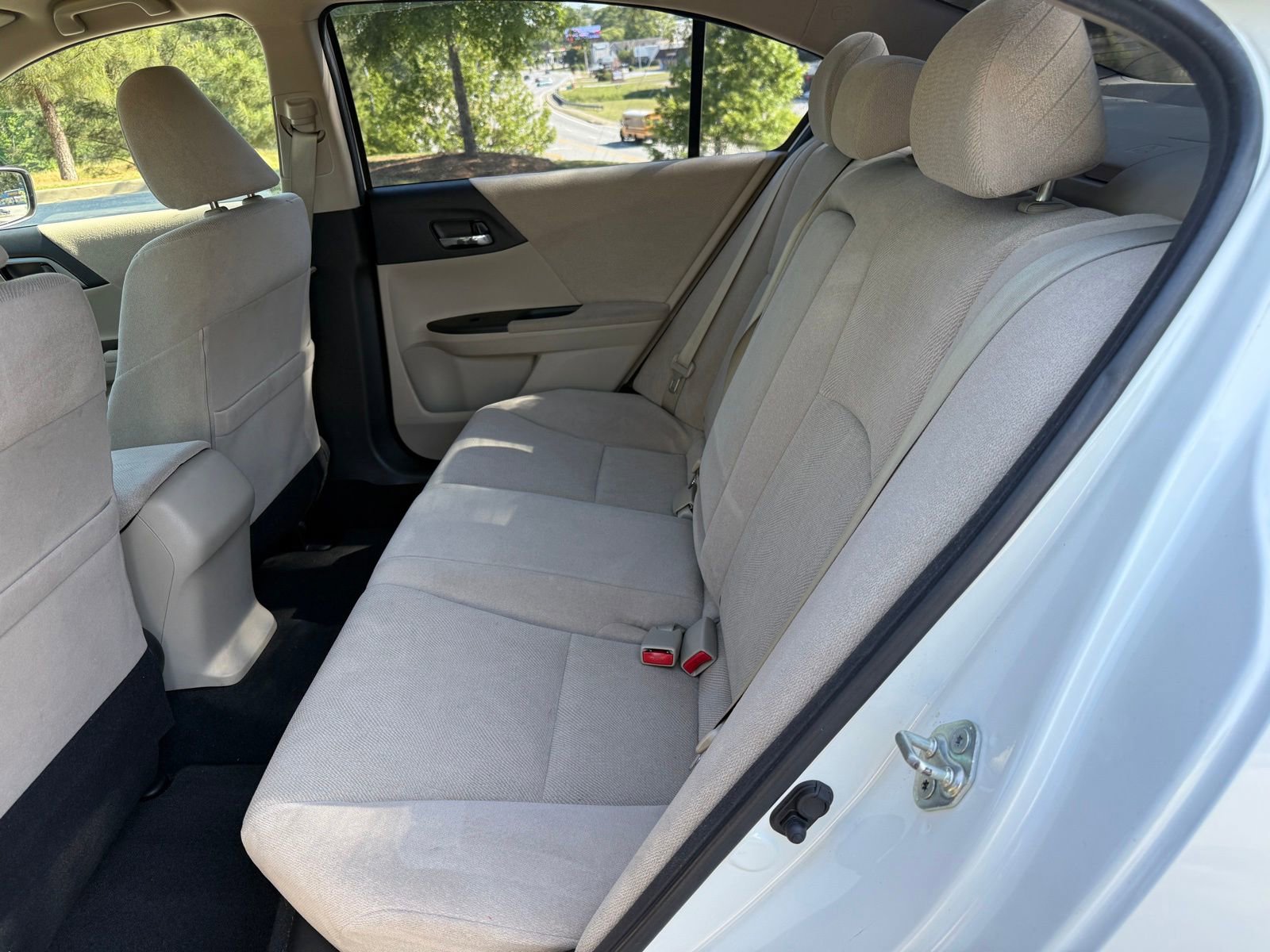 Used 2013 Honda Accord LX image 37