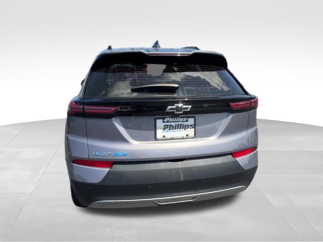 Certified 2023 Chevrolet Bolt EUV LT w/ Driver Confidence Package FWD image 5