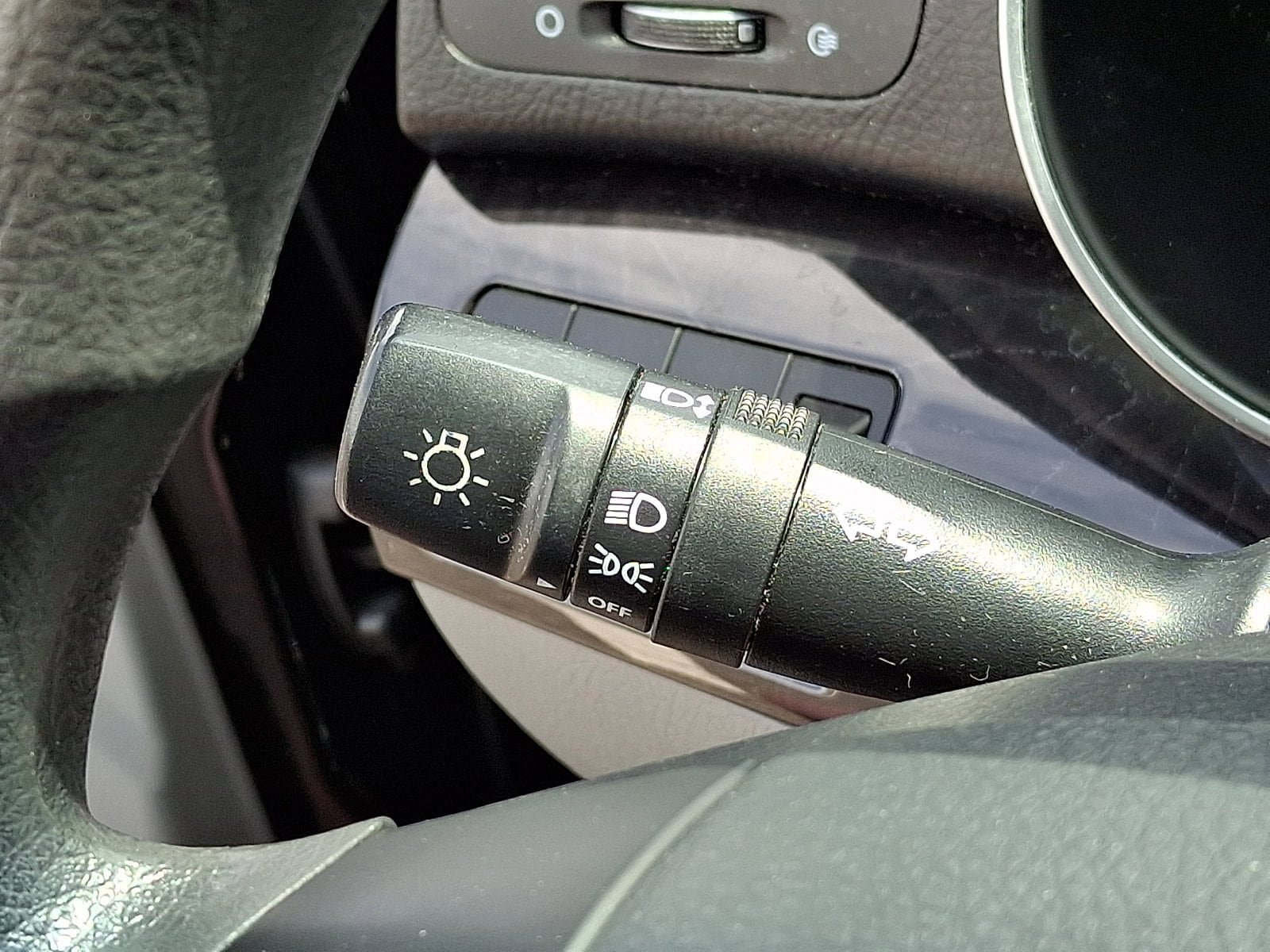 Used 2015 Kia Sorento LX FWD image 24