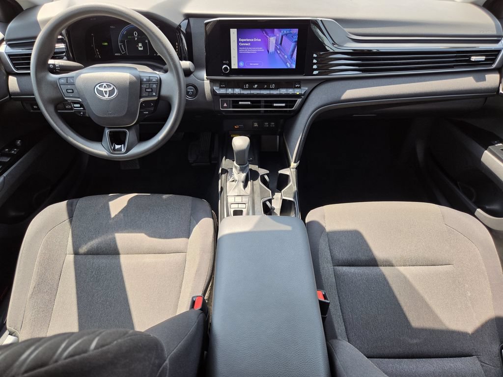 Used 2025 Toyota Camry LE FWD image 13