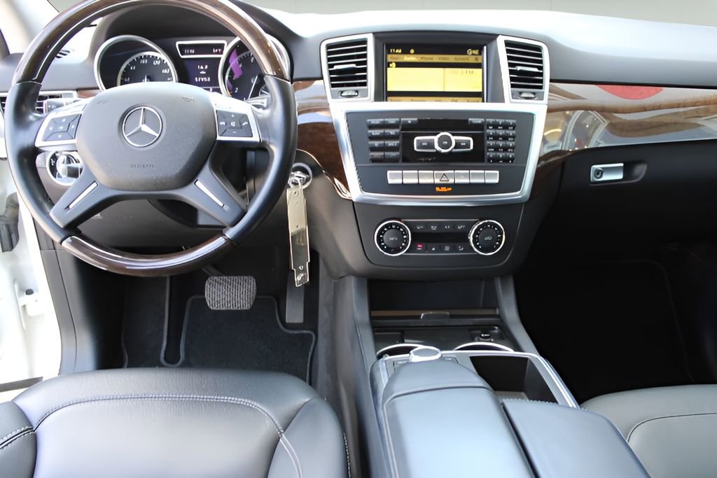 Used 2012 Mercedes-Benz ML 350 4MATIC image 9