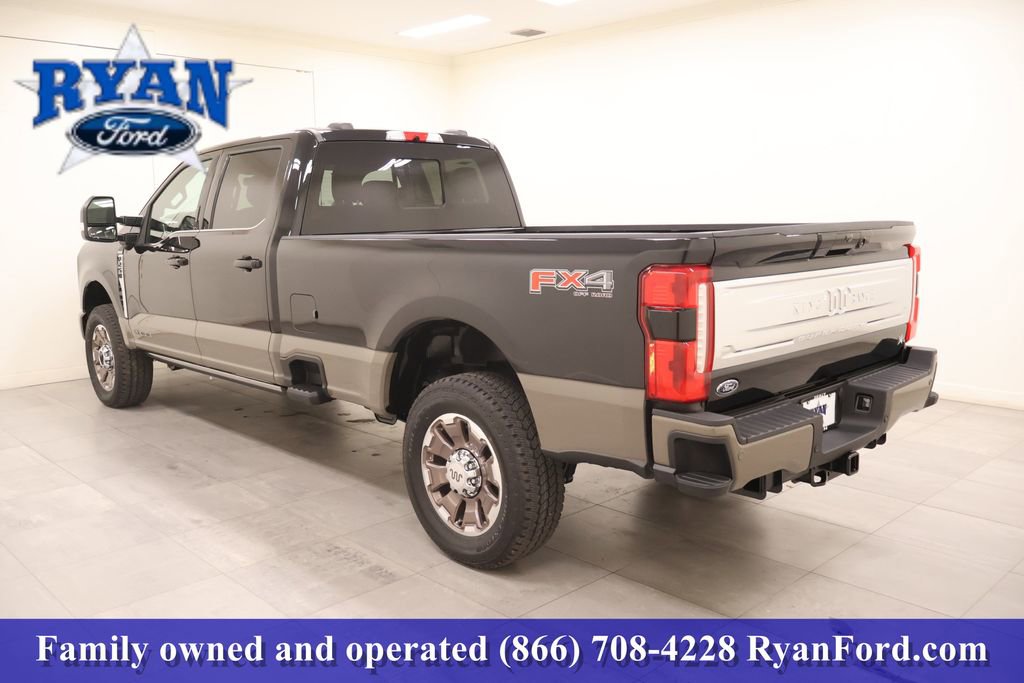 New 2026 Ford F250 King Ranch w/ FX4 Off-Road Package image 3