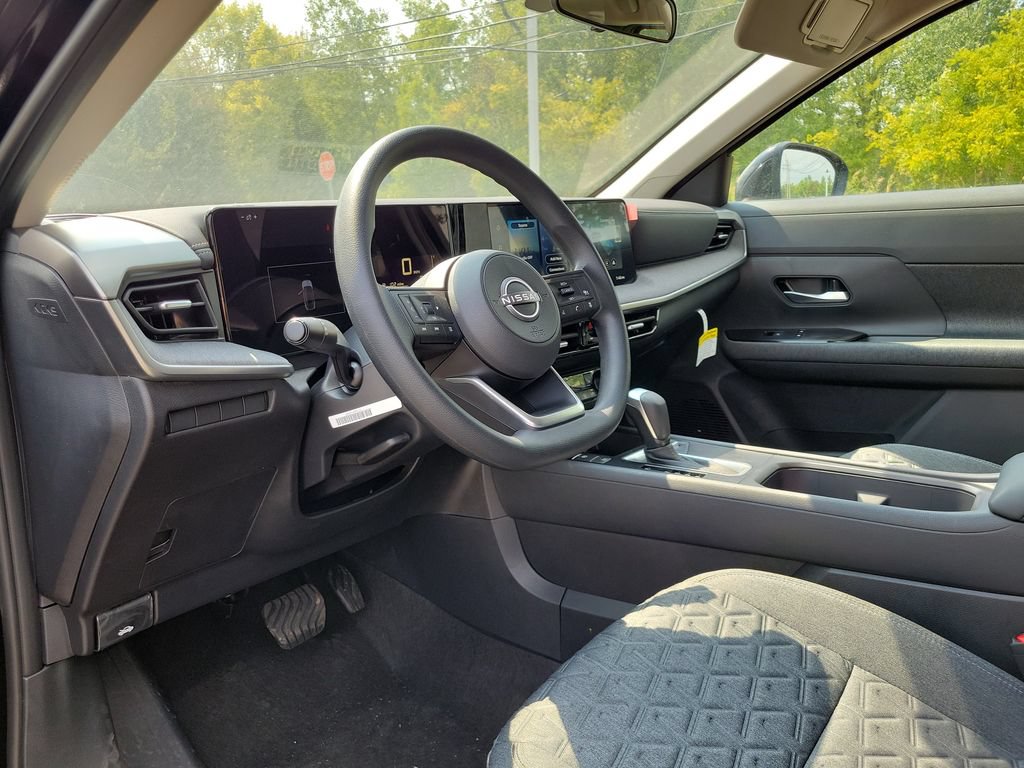 New 2026 Nissan Kicks SV w/ SV Premium Package AWD/4WD image 6