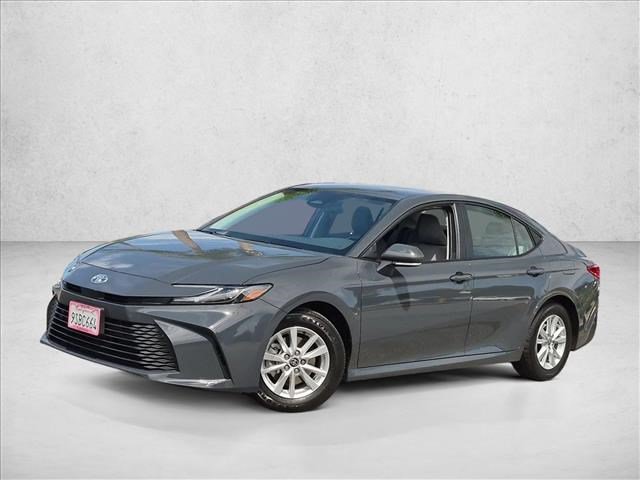 Used 2025 Toyota Camry LE FWD image 1