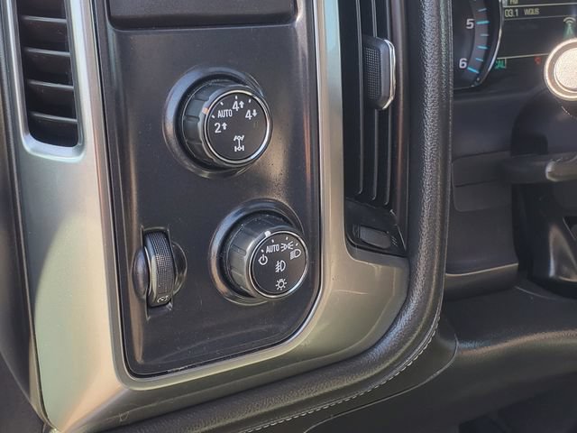 Used 2015 Chevrolet Silverado 1500 LTZ AWD/4WD image 16
