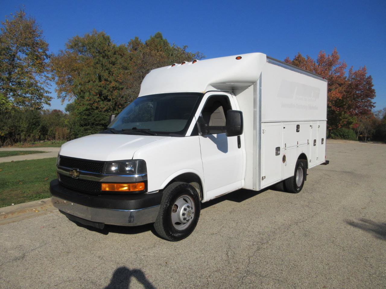 Used 2016 Chevrolet Express 3500 RWD image 29