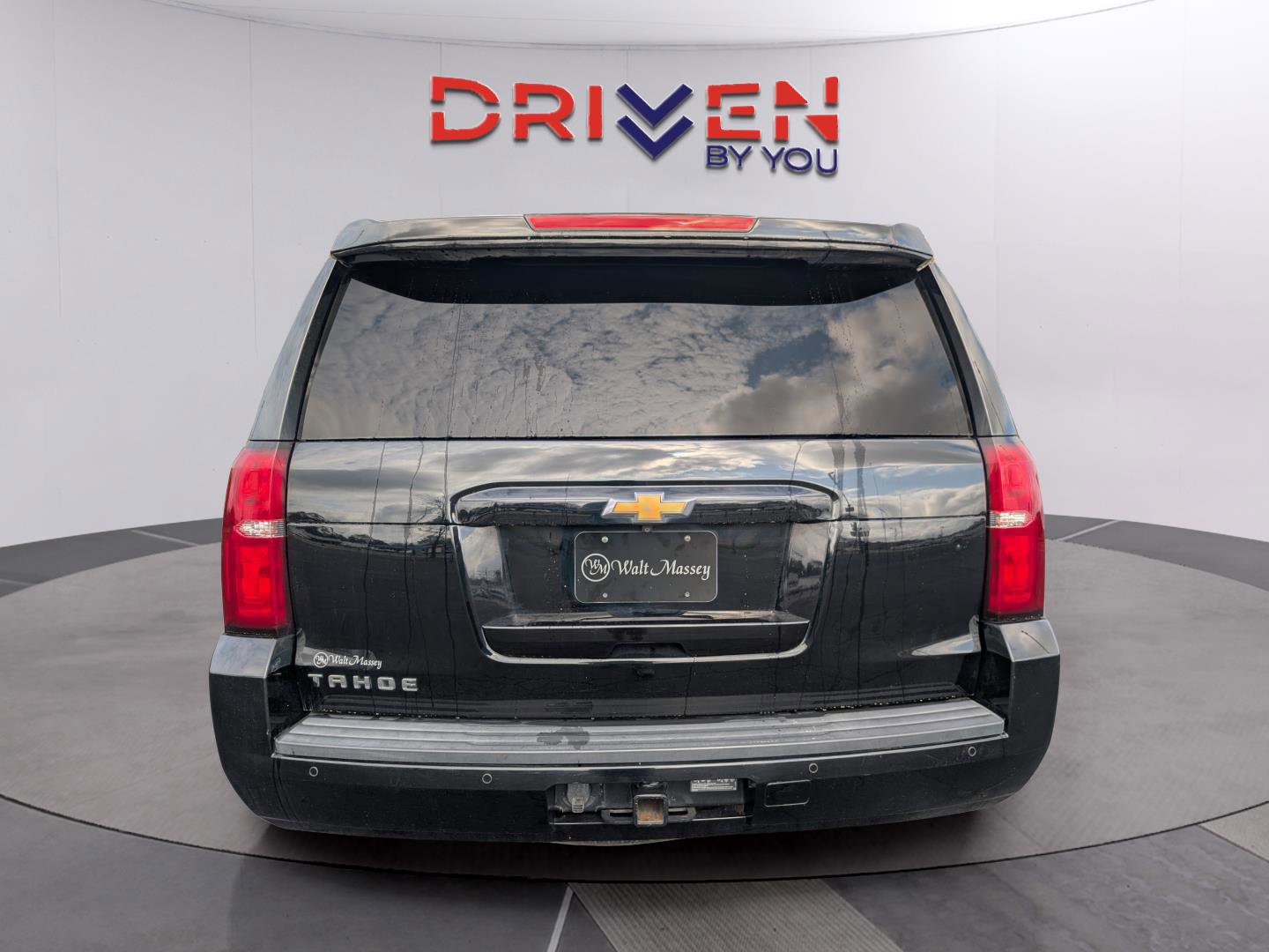 Used 2017 Chevrolet Tahoe LT image 4