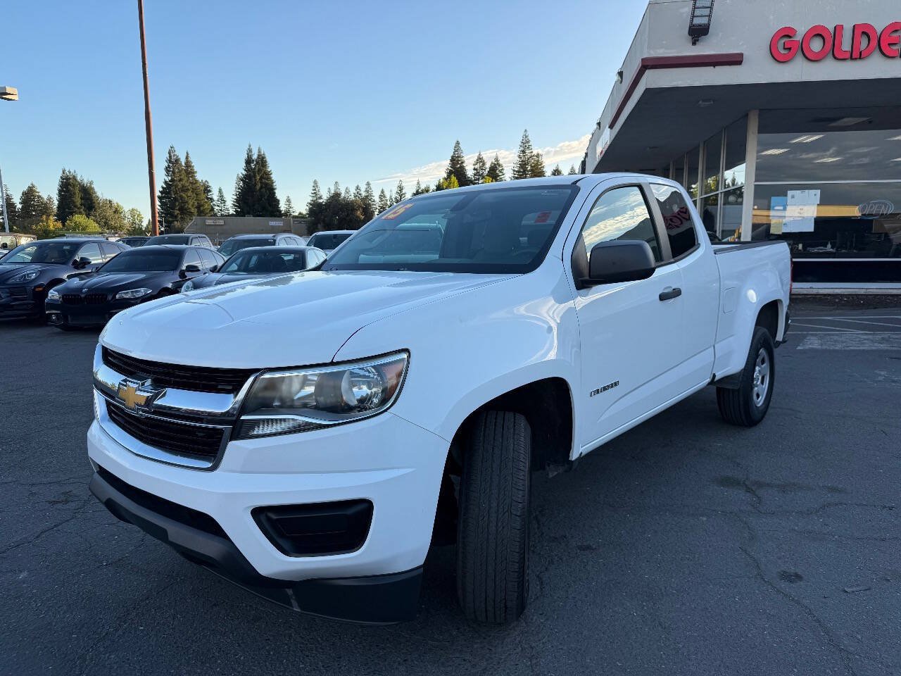 Used 2015 Chevrolet Colorado W/T w/ WT Convenience Package RWD image 4