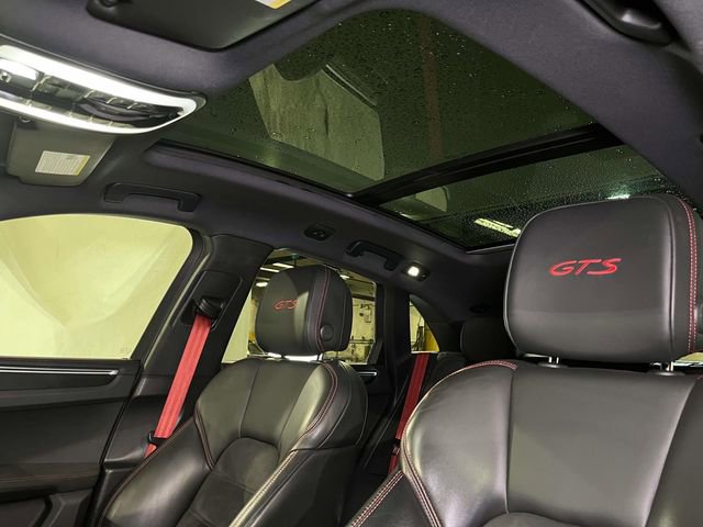 Certified 2023 Porsche Macan GTS image 18