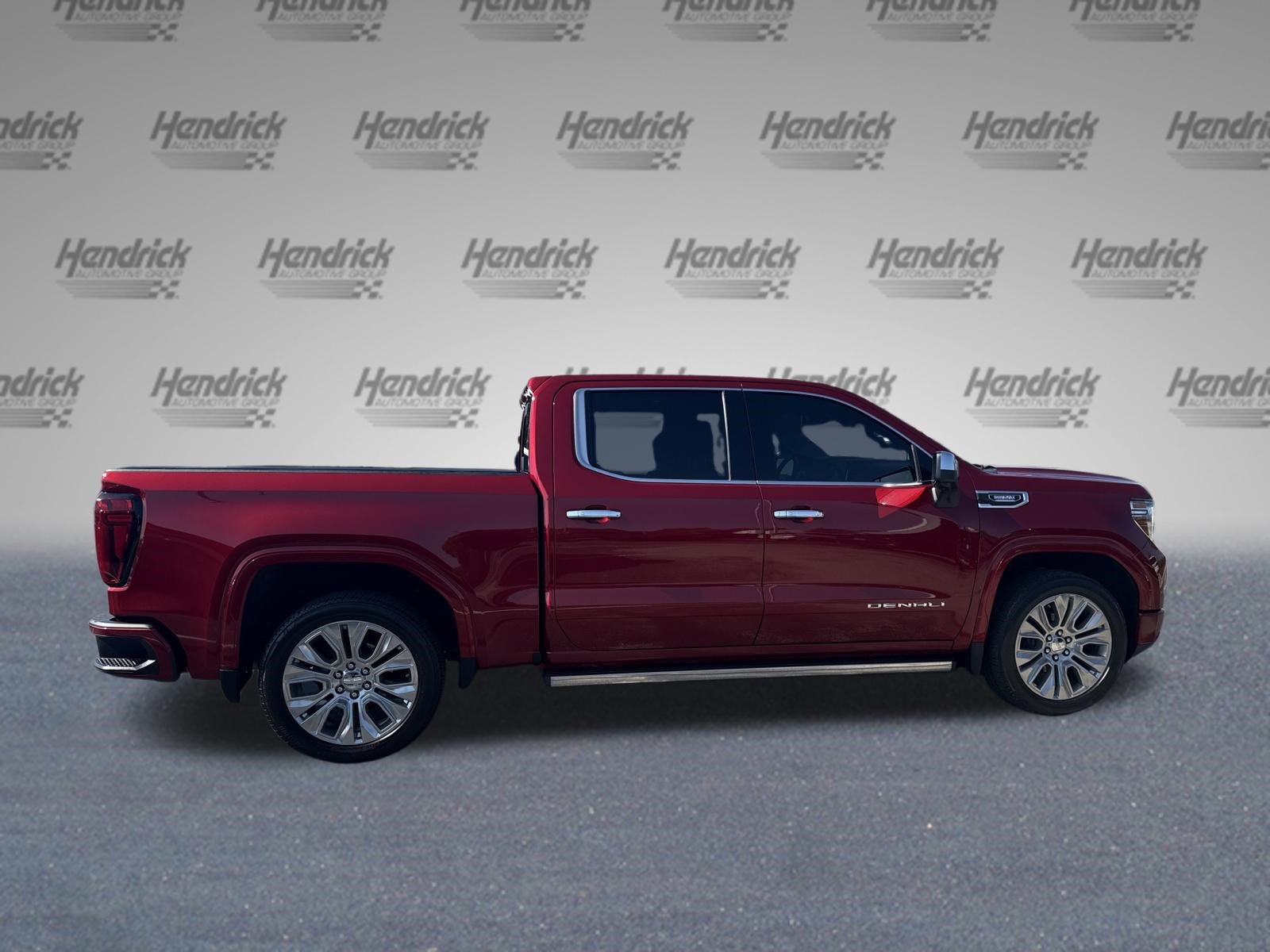 Used 2021 GMC Sierra 1500 Denali w/ Denali Ultimate Package AWD/4WD image 11