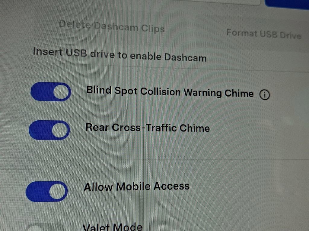 Used 2024 Tesla Model Y Long Range image 18