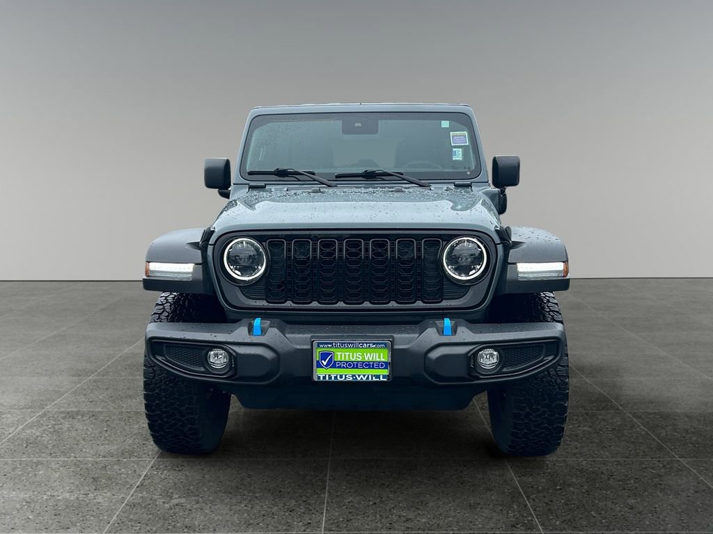 Used 2024 Jeep Wrangler Unlimited image 2