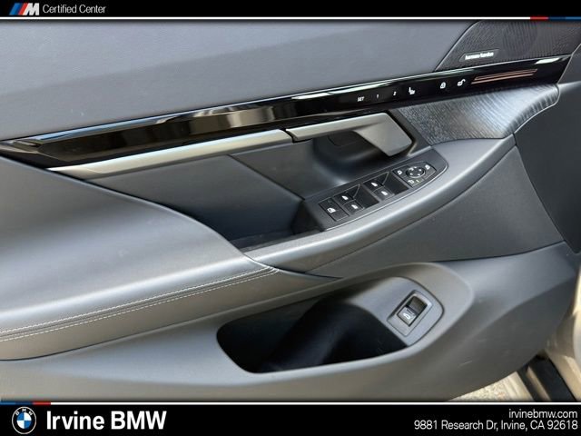 Used 2025 BMW 530i image 18