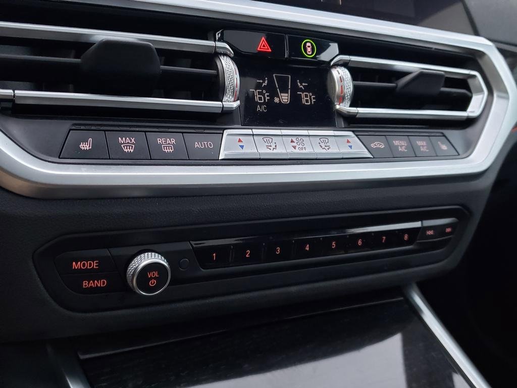 Used 2021 BMW 330i xDrive Sedan w/ Premium Package image 23