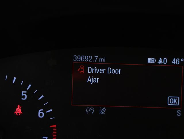 Used 2020 Ford Escape SEL image 10