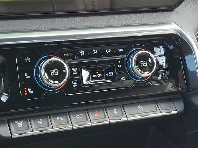 New 2026 GMC Sierra 2500 Denali w/ Denali Reserve Package AWD/4WD image 16