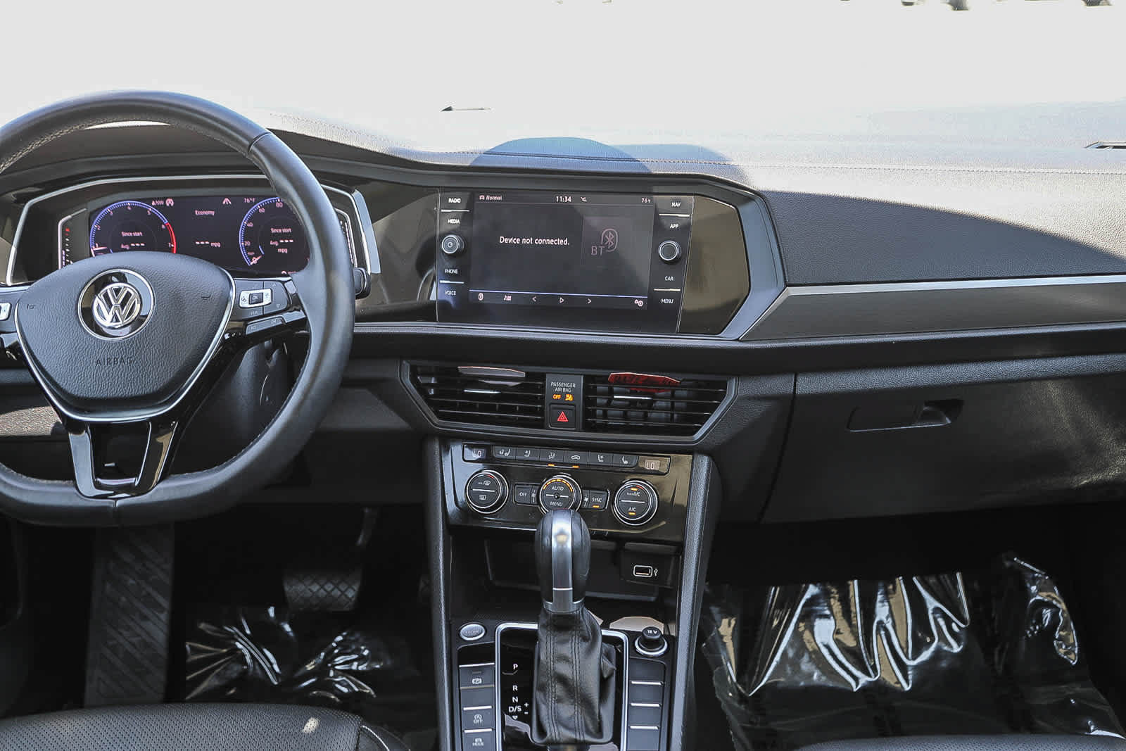 Used 2019 Volkswagen Jetta SEL Premium FWD image 13