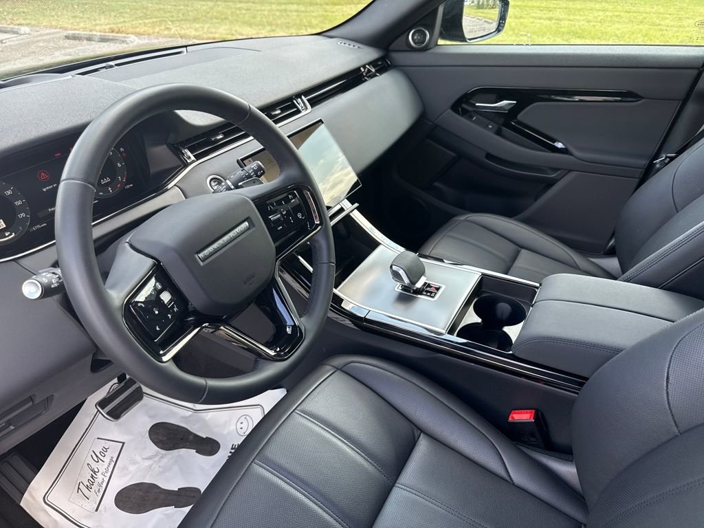 Used 2025 Land Rover Range Rover Evoque Dynamic SE image 15
