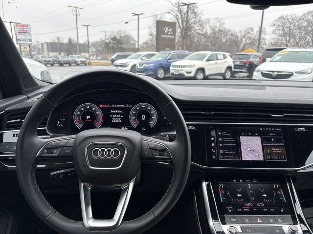 Used 2025 Audi Q7 3.0T Premium Plus image 11
